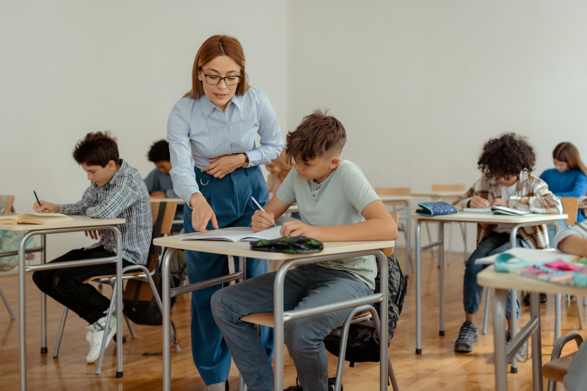 聚焦教育机构质量：提升教育标准的关键举措